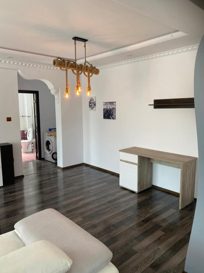Luxury Apartment Satu Mare Eksteriør billede